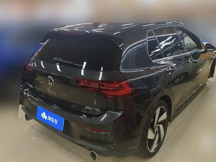 Volkswagen Golf GTI — фото 8