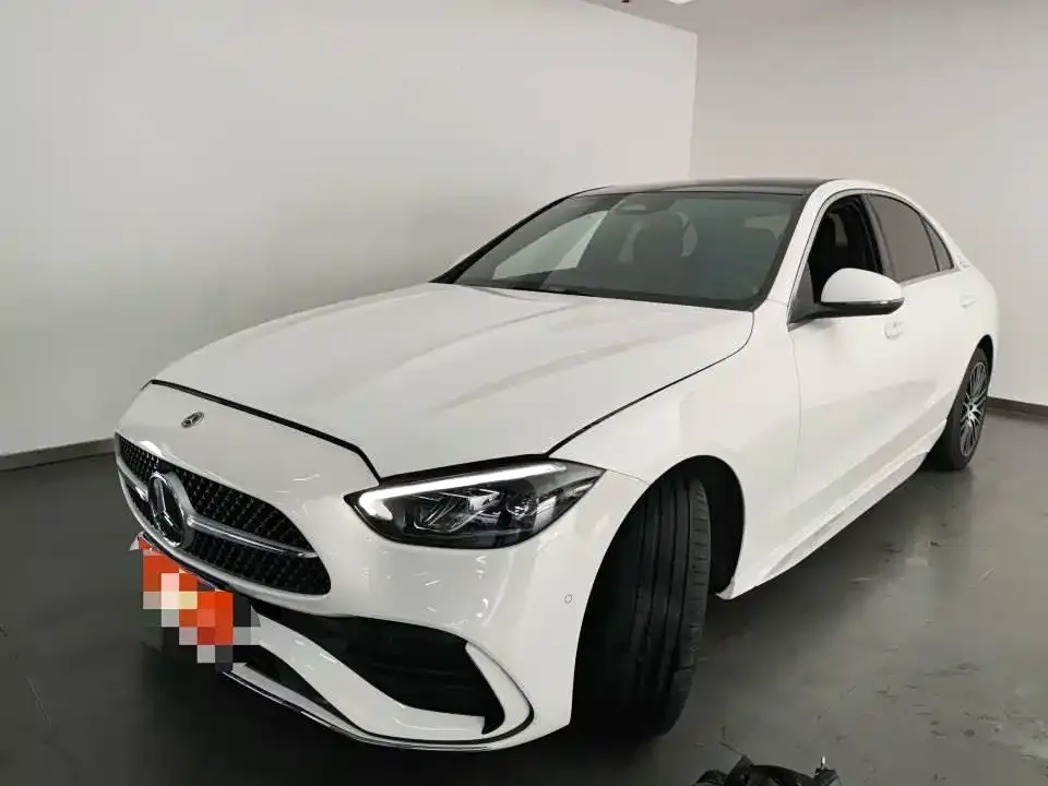 Mercedes-Benz C-Class — фото 1