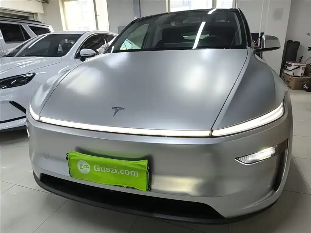 Tesla Model Y — фото 2