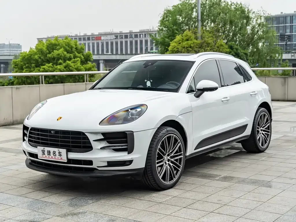 Porsche Macan — фото 1
