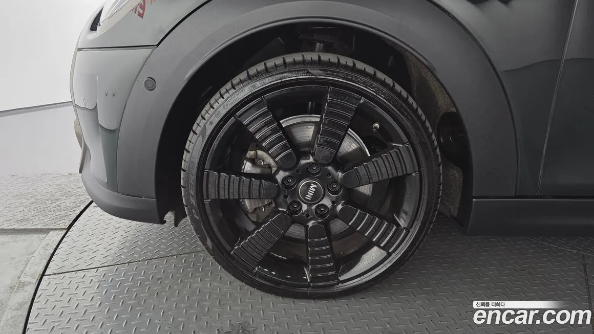 Mini Cooper 2023 из KR, фото 8