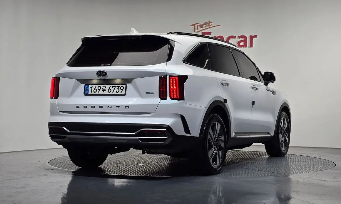 Kia Sorento — фото 7