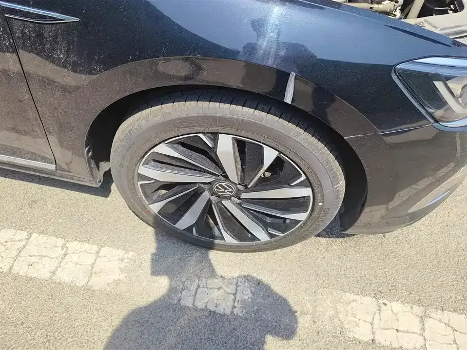 Volkswagen Passat — фото 10