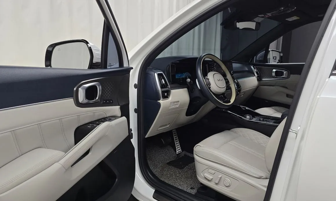 Kia Sorento — фото 6