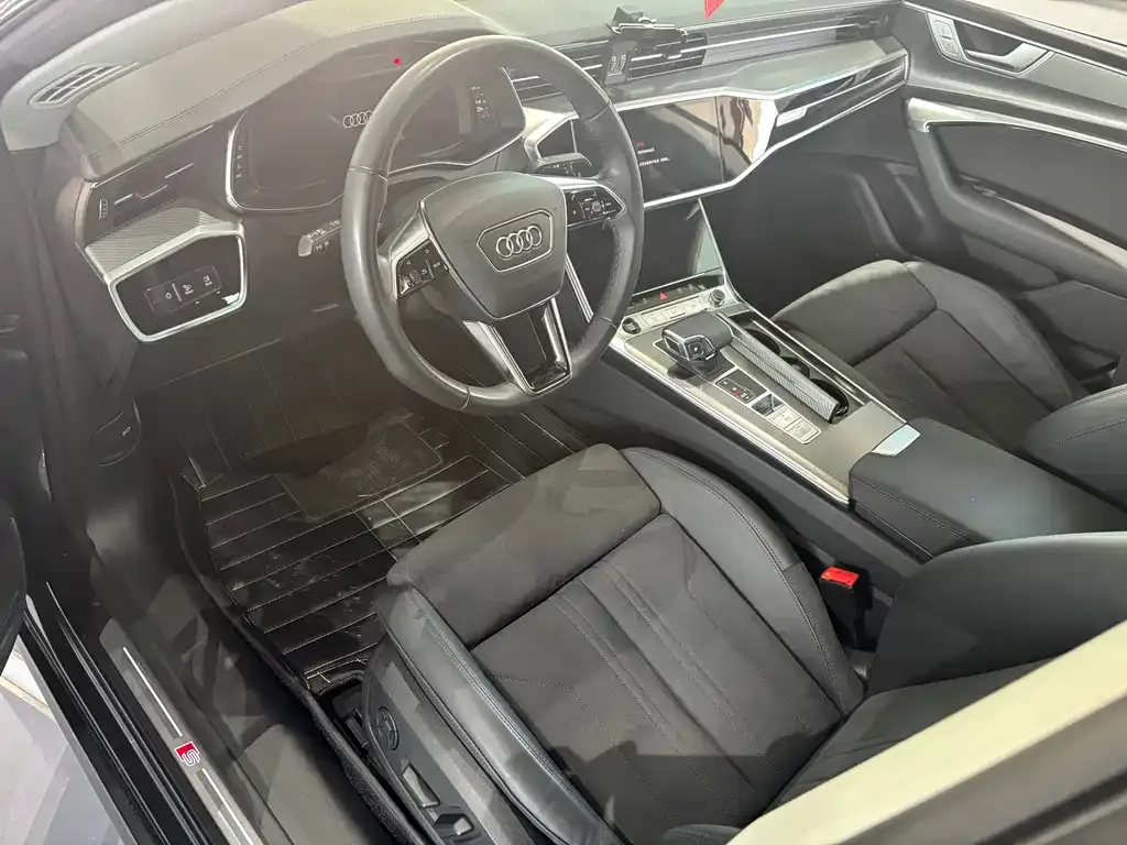 Audi A7 — фото 7