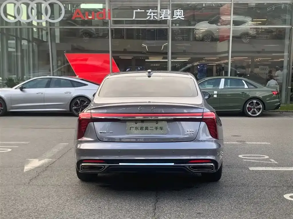 Hongqi H5 — фото 7