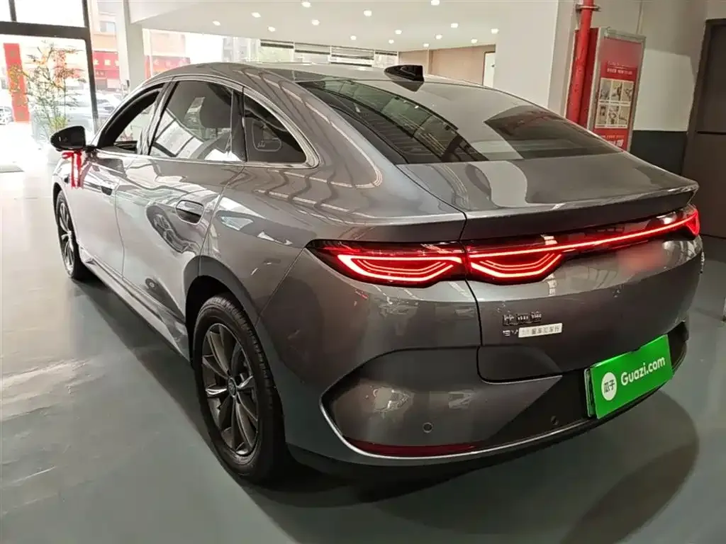 BYD Qin L — фото 8