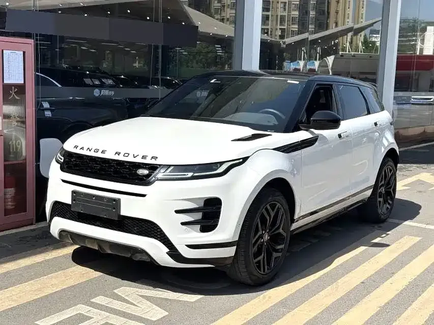 Land Rover Evoque — фото 1