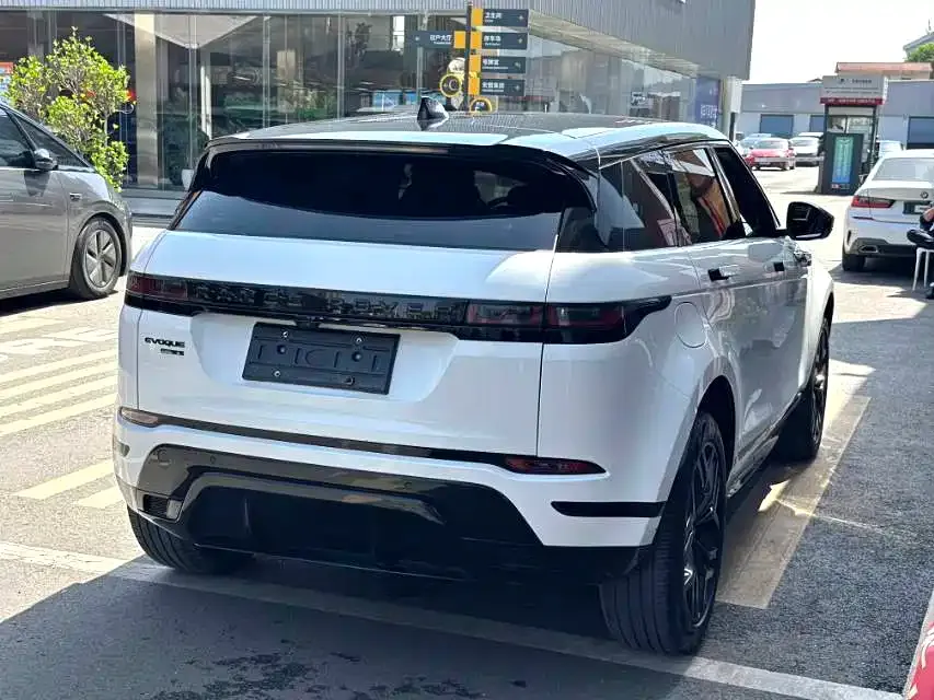 Land Rover Evoque — фото 9