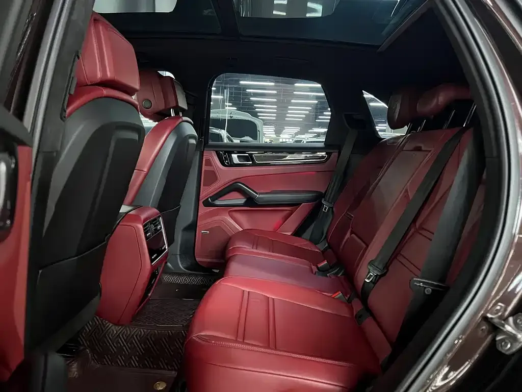 Porsche Cayenne 2021 из CN, фото 6