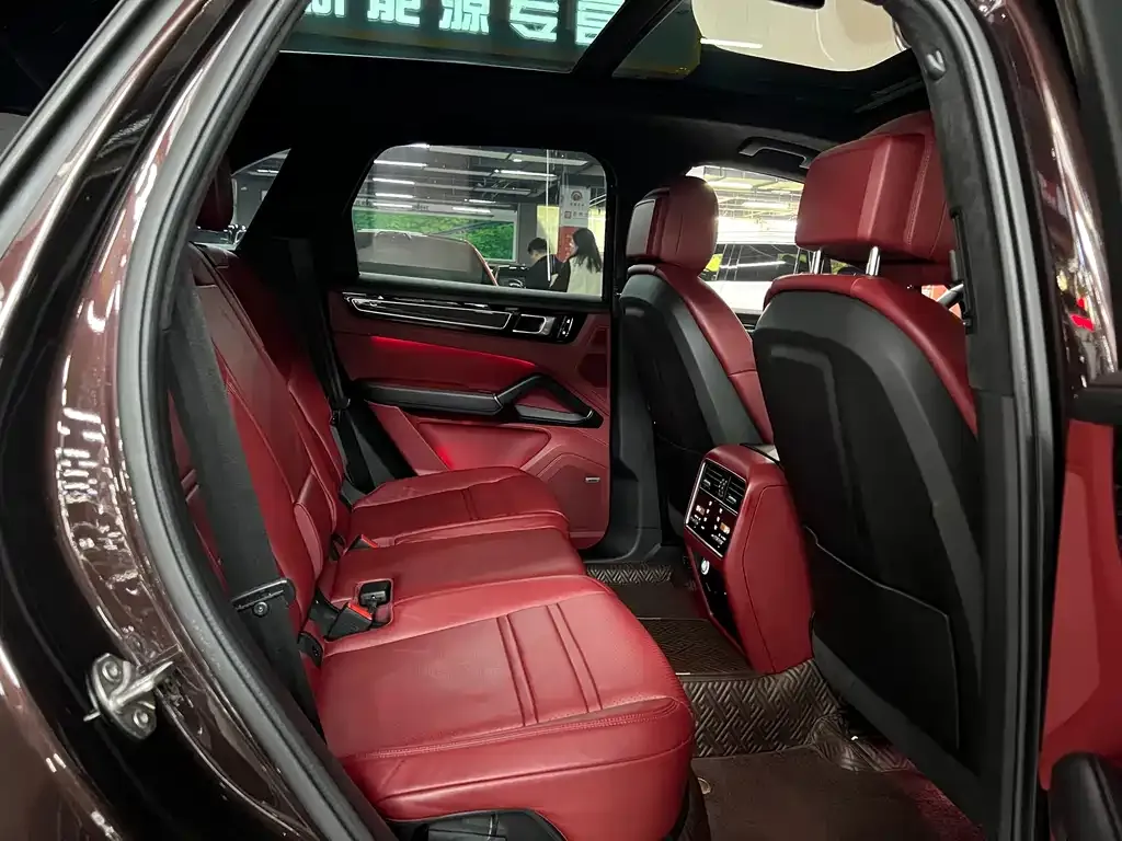 Porsche Cayenne 2021 из CN, фото 2