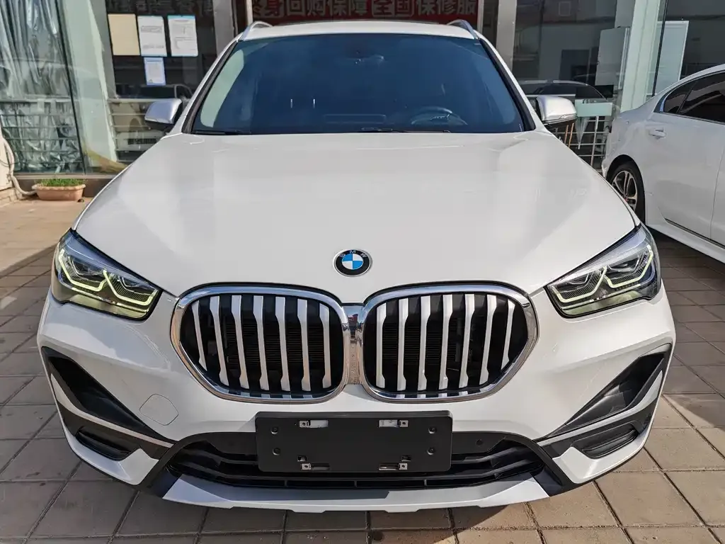 BMW X1 — фото 2