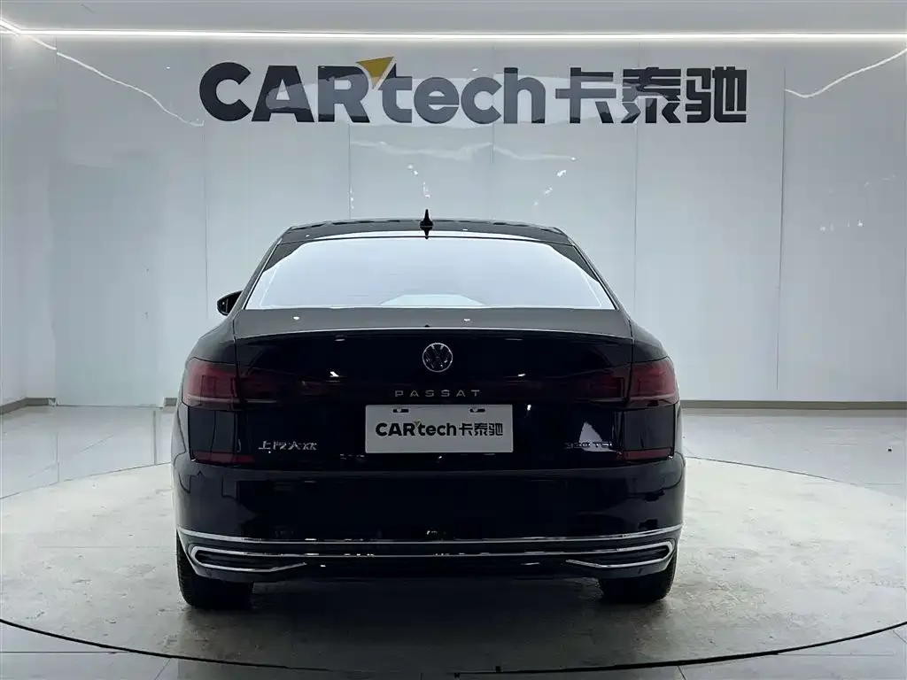 Volkswagen Passat — фото 6