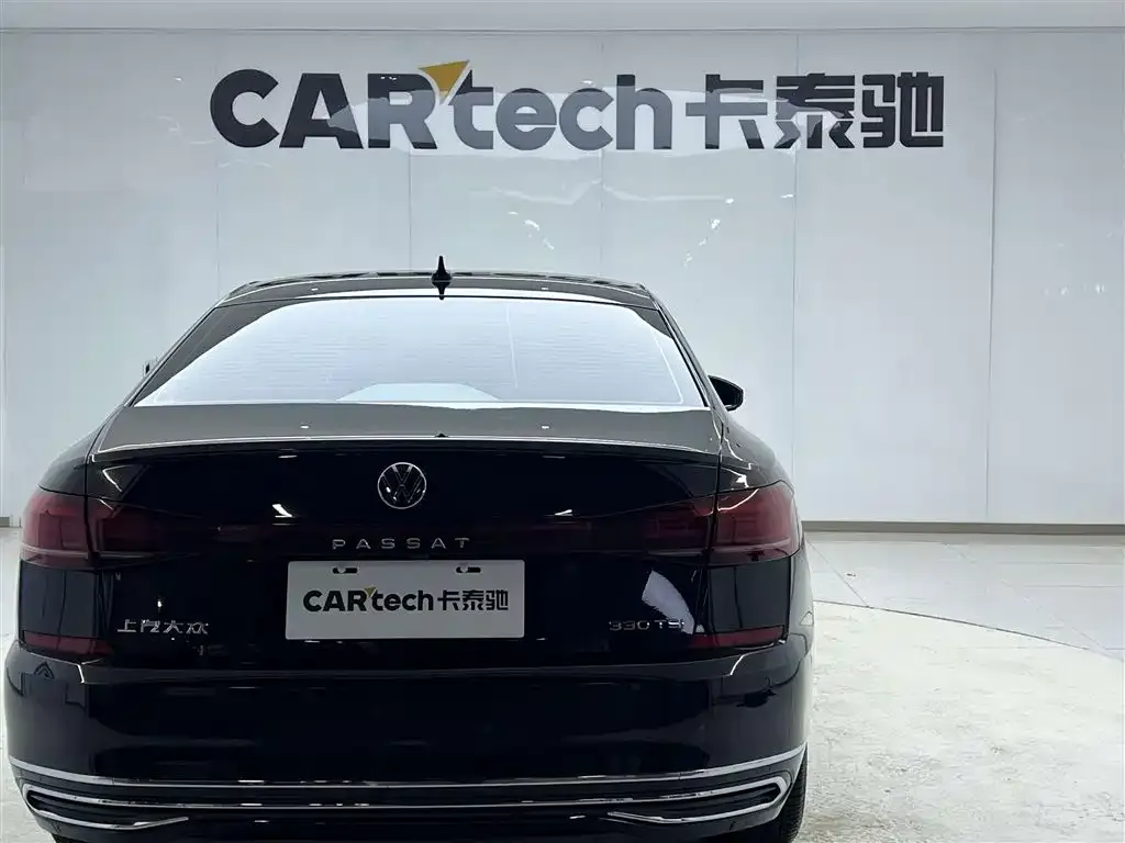 Volkswagen Passat — фото 5