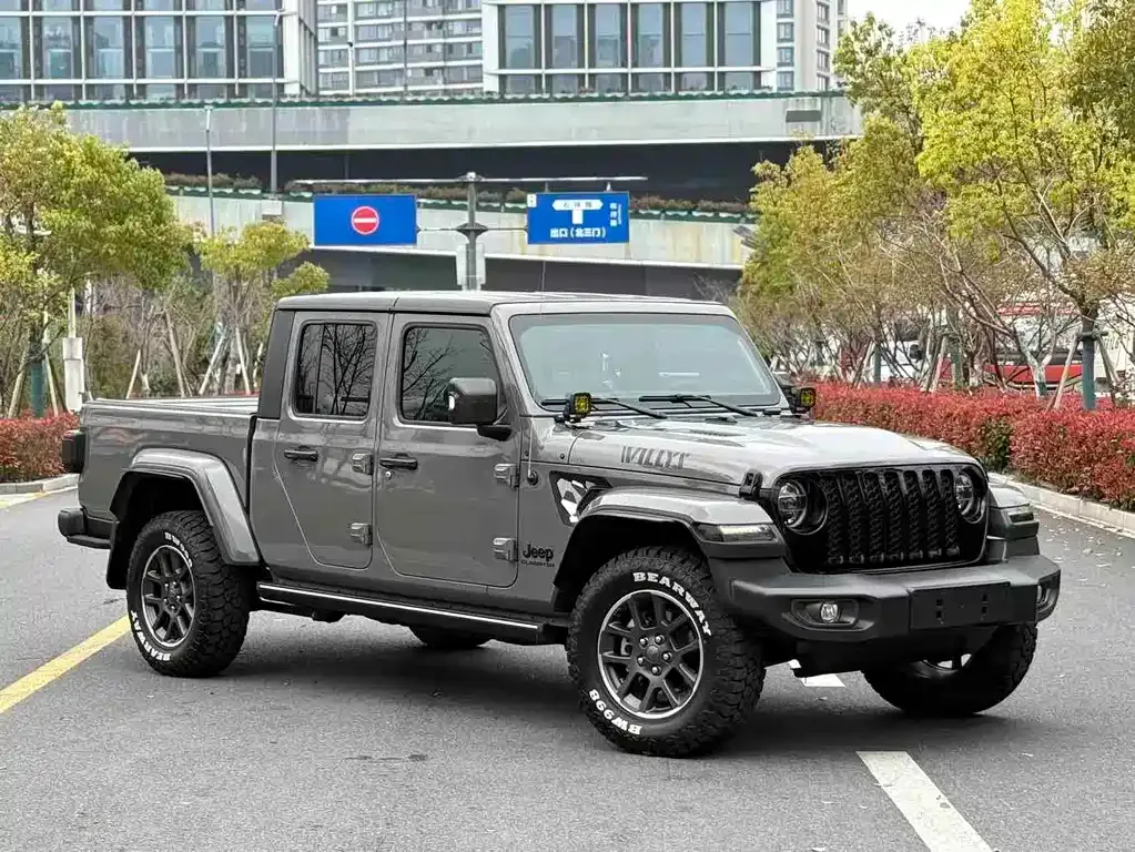 Jeep Gladiator — фото 8