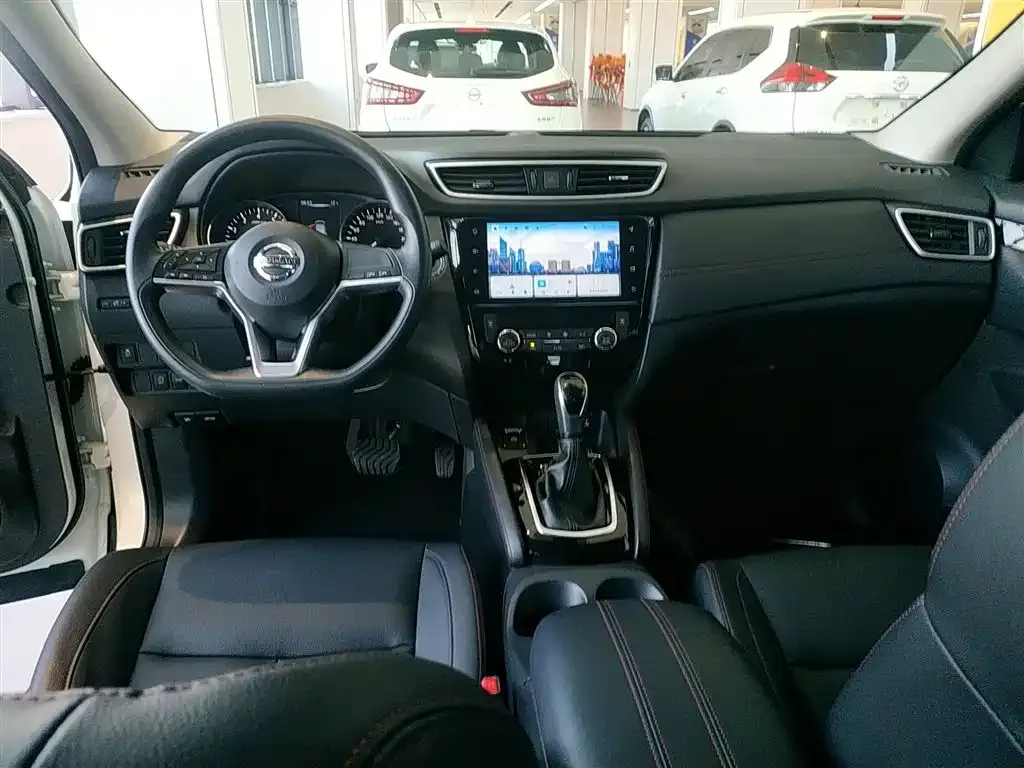 Nissan Qashqai — фото 9