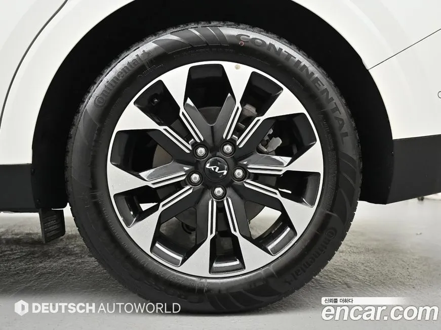 Kia Carnival 2023 из KR, фото 2