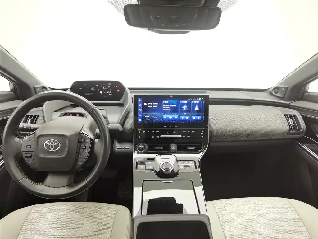 Toyota bZ4X 2022 из CN, фото 7