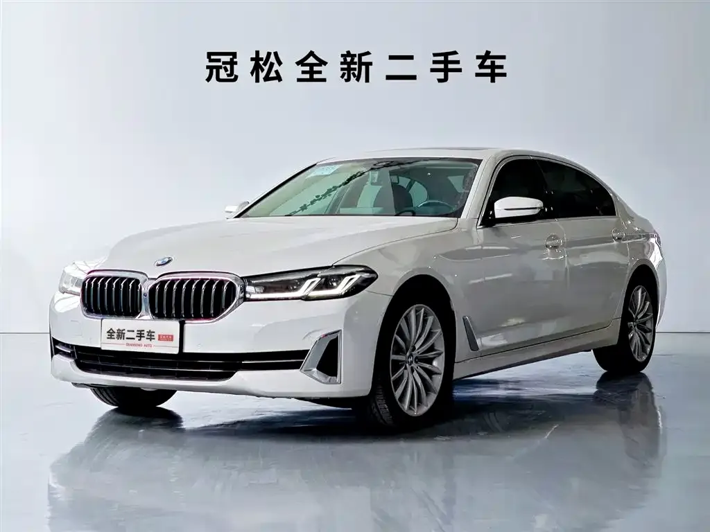 BMW 5 Series — фото 1