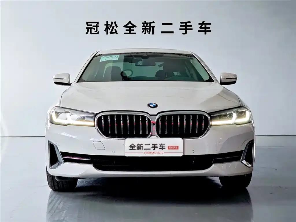 BMW 5 Series — фото 9