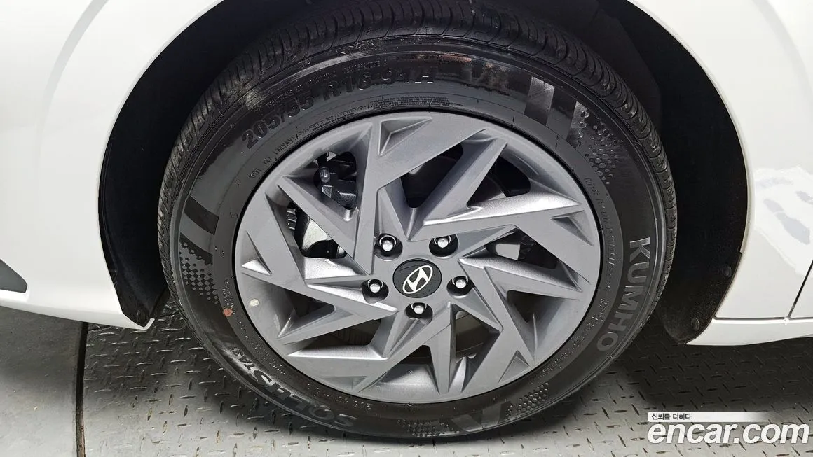 Hyundai AVANTE — фото 9