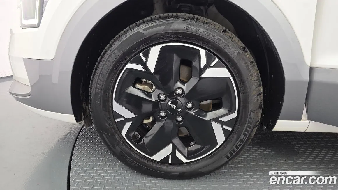 Kia Niro — фото 10