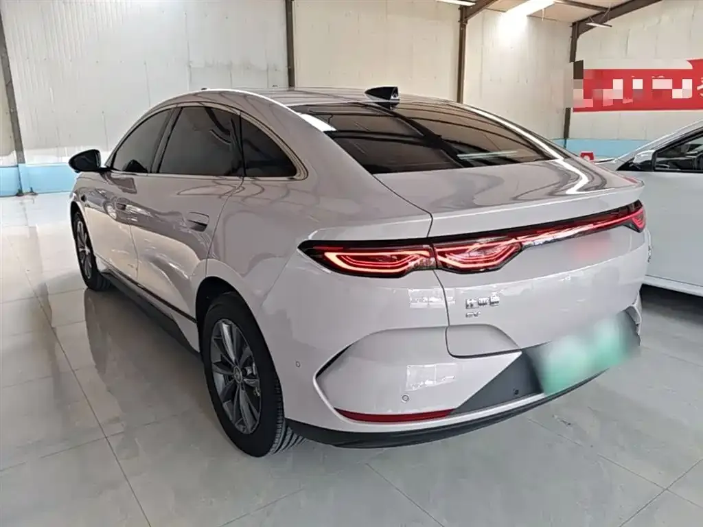 BYD Qin L 2026 из CN, фото 2