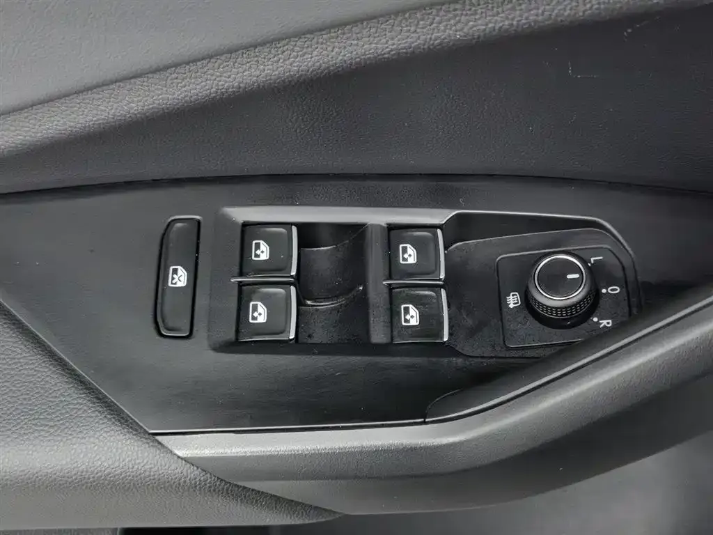 Volkswagen Sagitar 2022 из CN, фото 8
