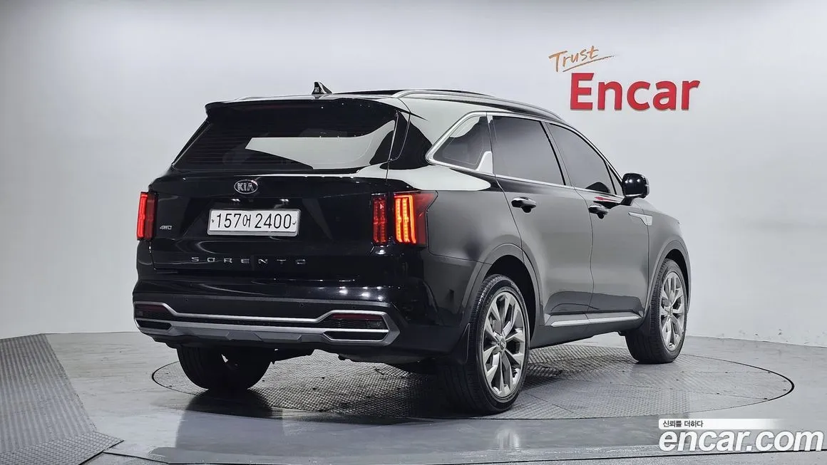 Kia Sorento — фото 6