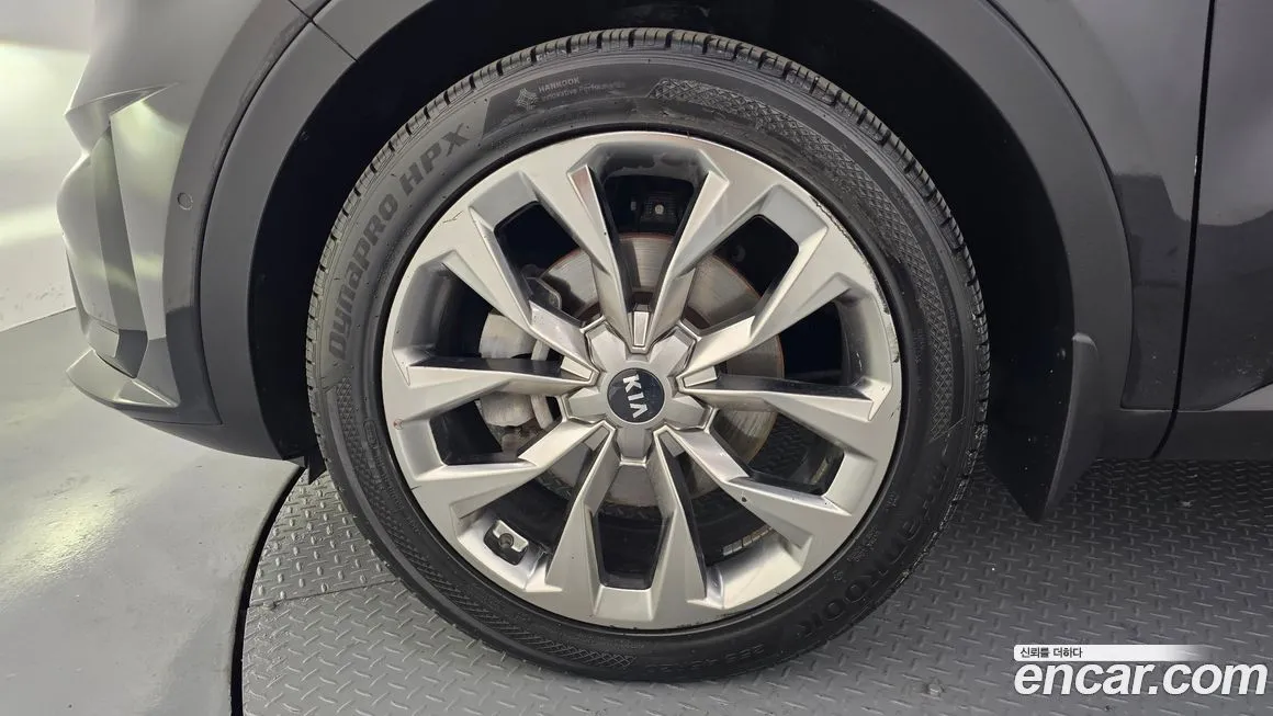 Kia Sorento — фото 9