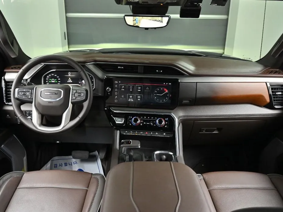 GMC Sierra — фото 7