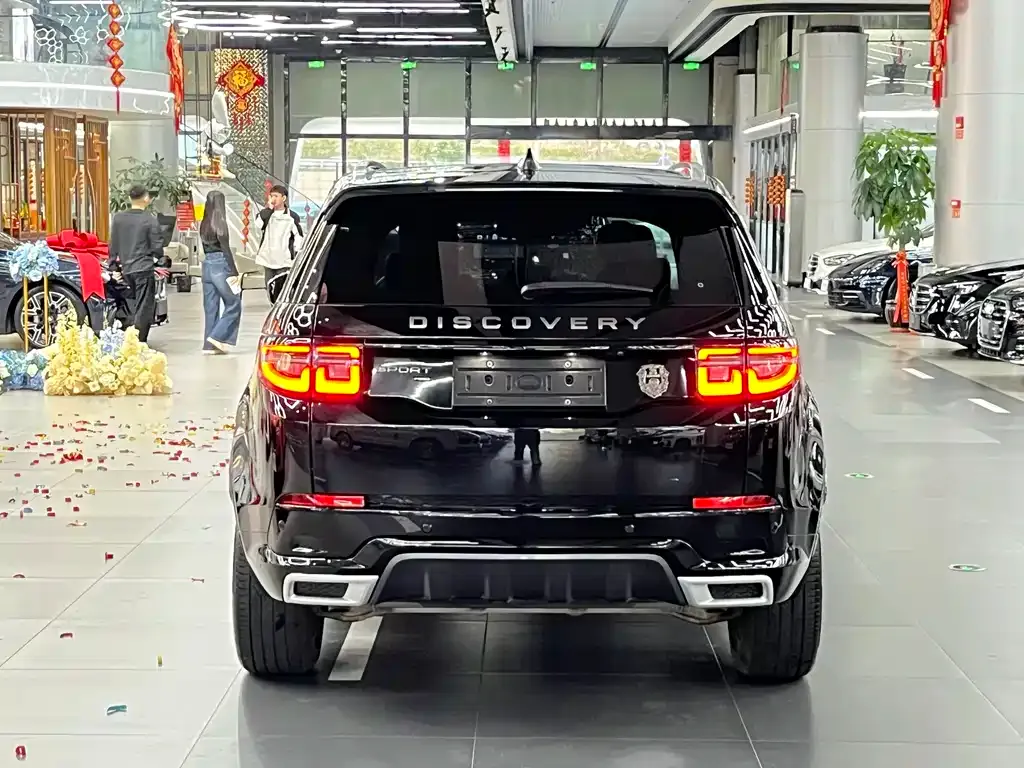 Land Rover Discovery Sport — фото 3