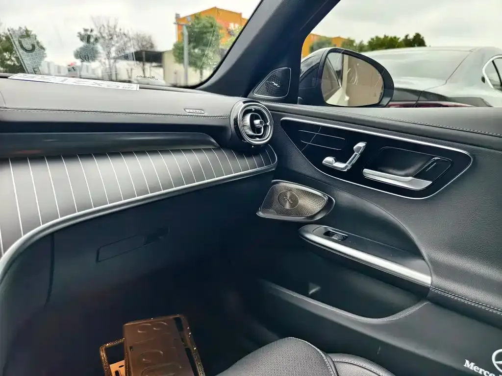 Mercedes-Benz C-Class — фото 10