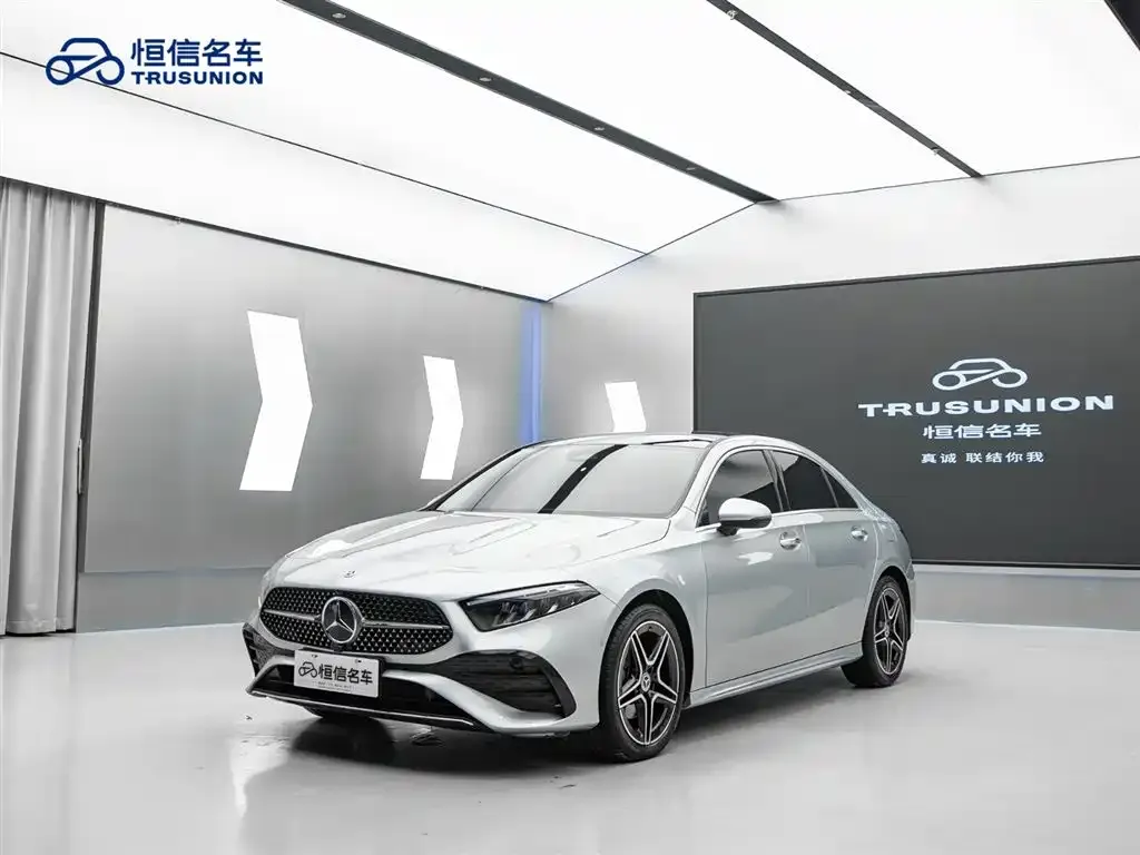 Mercedes-Benz A-Class — фото 1