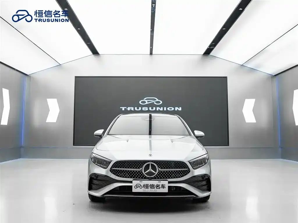 Mercedes-Benz A-Class — фото 6