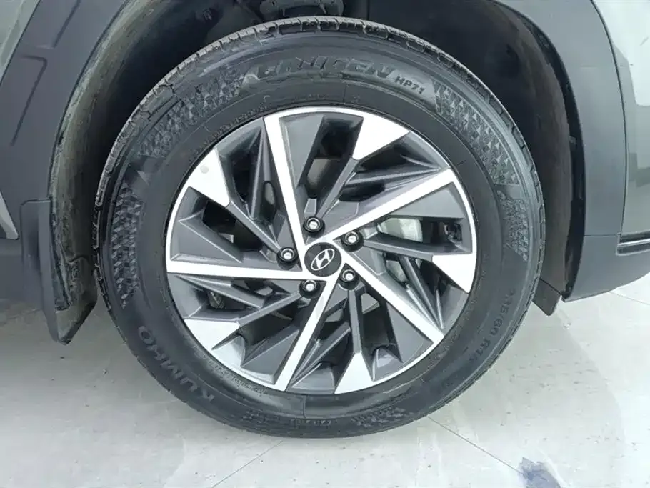 Hyundai Tucson — фото 6