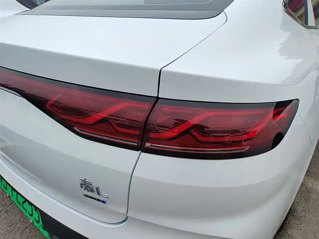 BYD Qin L — фото 2