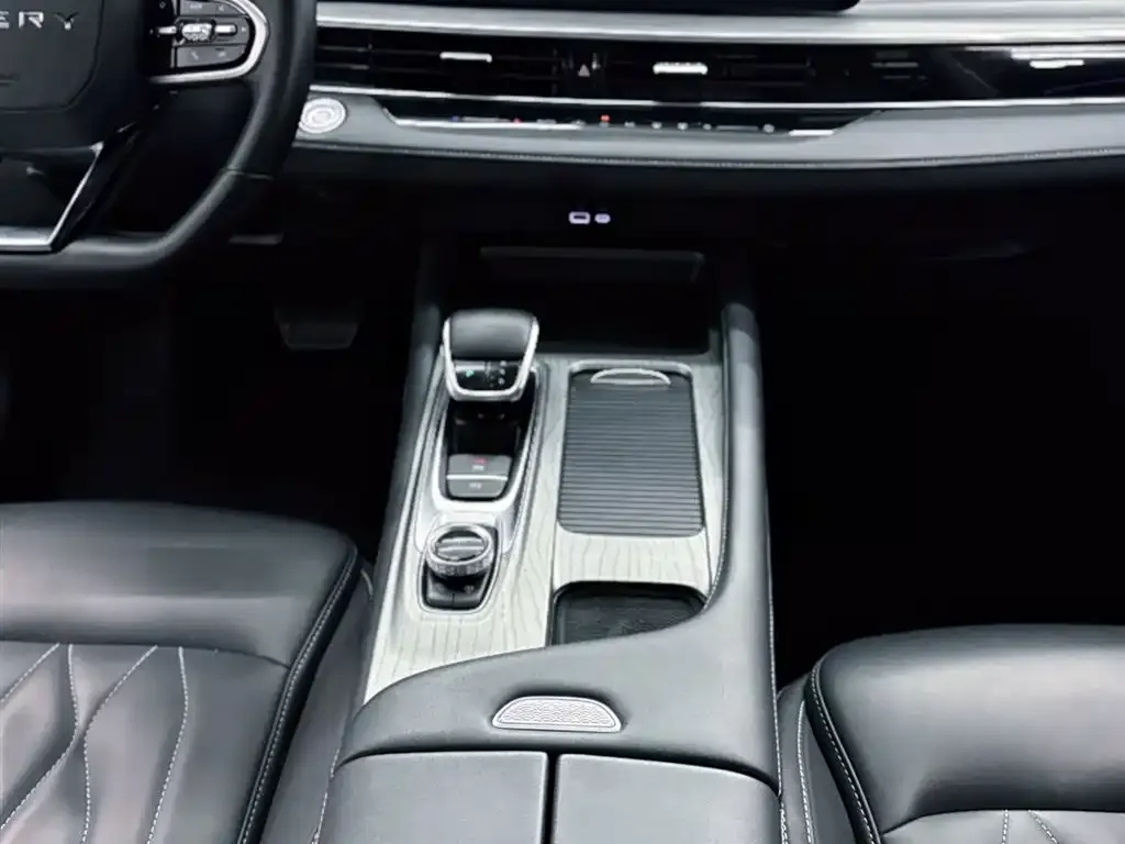 GAC Motor Trumpchi M8 — фото 6