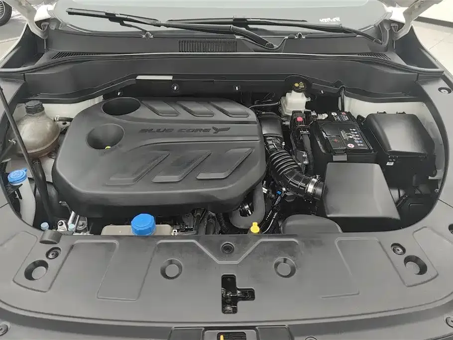 Changan UNI-Z 2025 из CN, фото 10