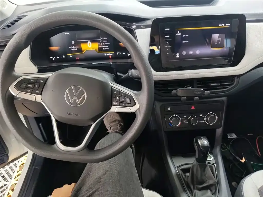 Volkswagen Tharu — фото 3