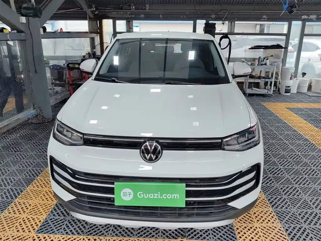 Volkswagen Tharu — фото 5