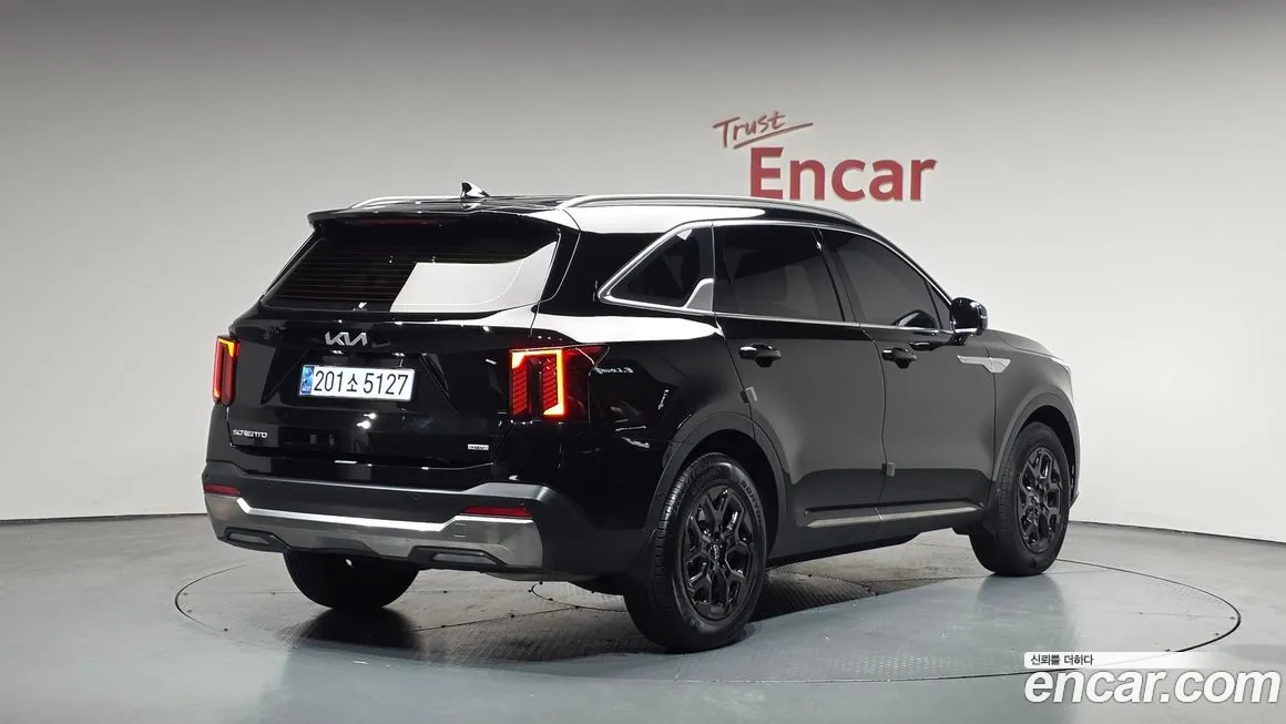 Kia Sorento — фото 3