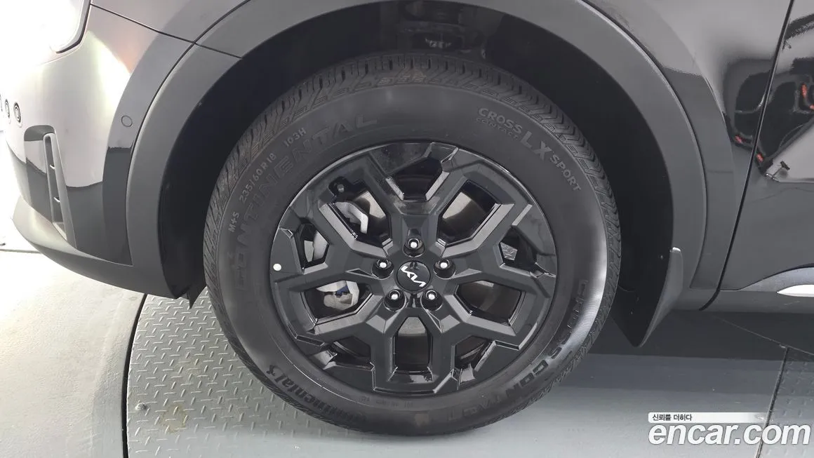 Kia Sorento — фото 7