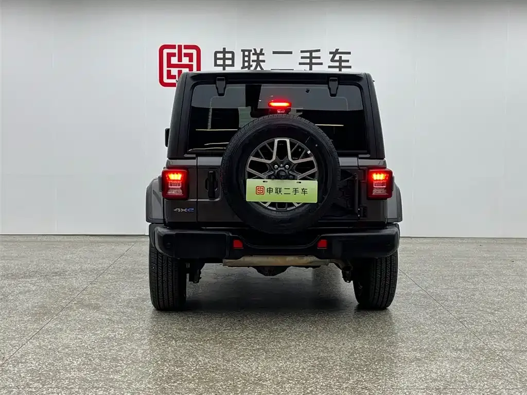Jeep Wrangler PHEV 2023 из CN, фото 8