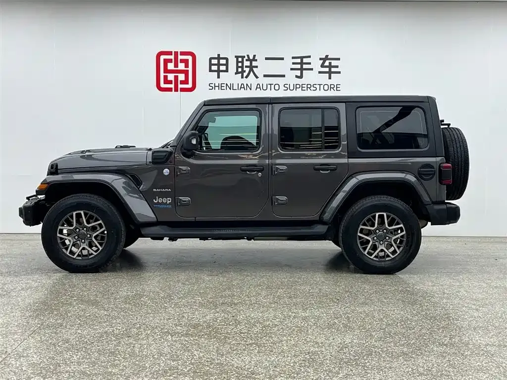 Jeep Wrangler PHEV 2023 из CN, фото 3
