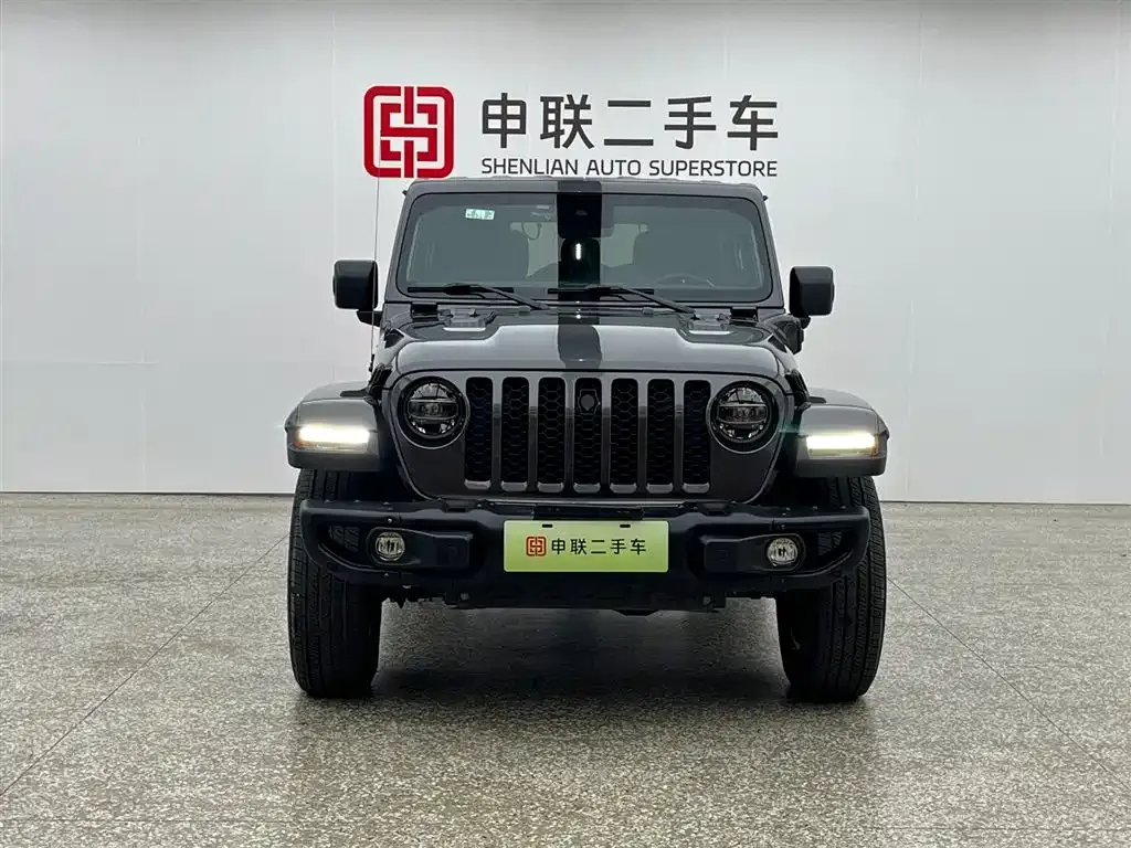 Jeep Wrangler PHEV 2023 из CN, фото 2