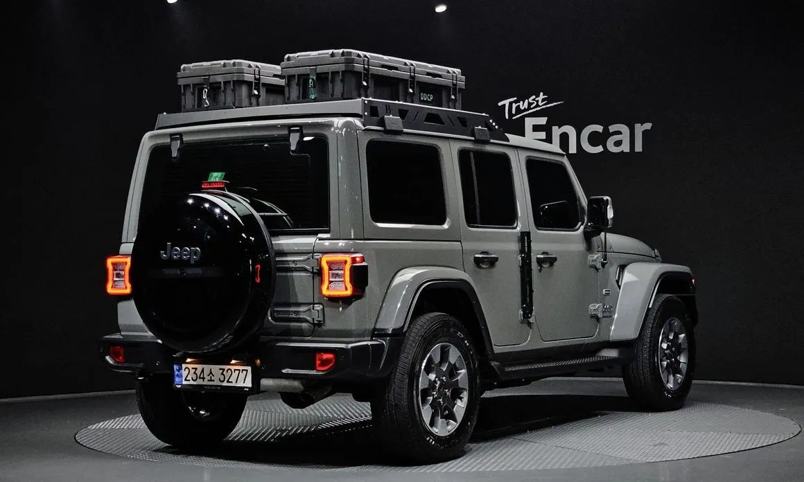 Jeep Wrangler — фото 9