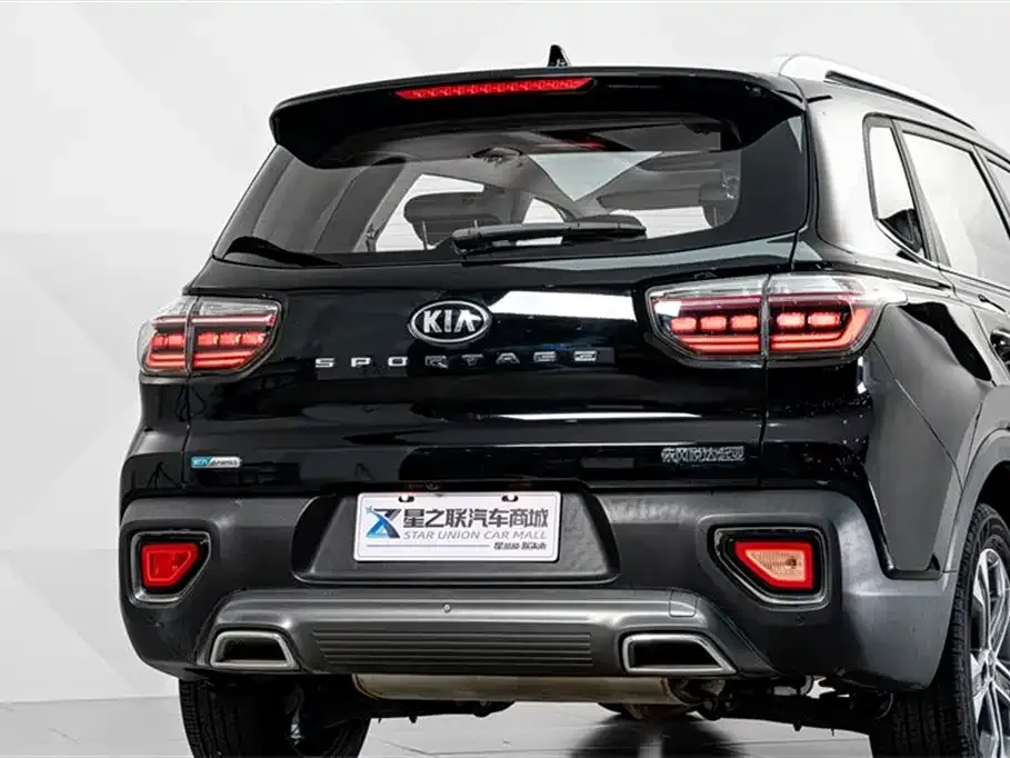 Kia Sportage — фото 9