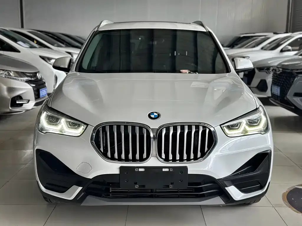 BMW X1 2021 из CN, фото 7