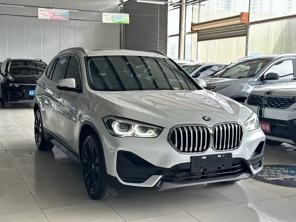 BMW X1 2021 из CN, фото 8